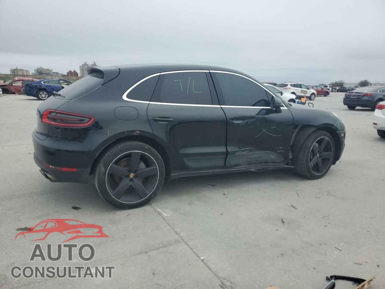 PORSCHE MACAN 2016 - WP1AB2A51GLB50209