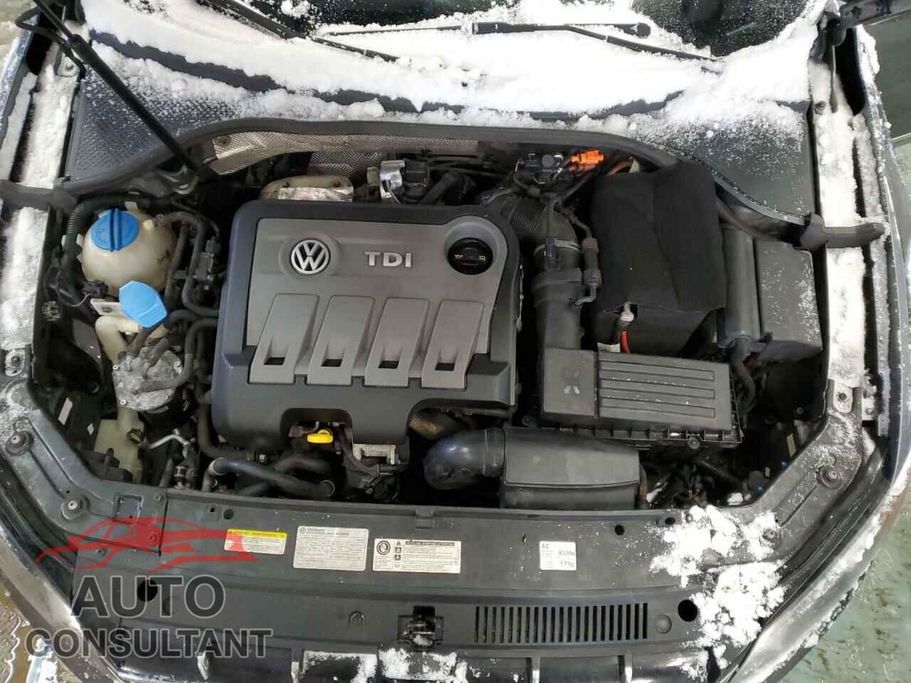 VOLKSWAGEN PASSAT 2014 - 1VWCN7A37EC068122