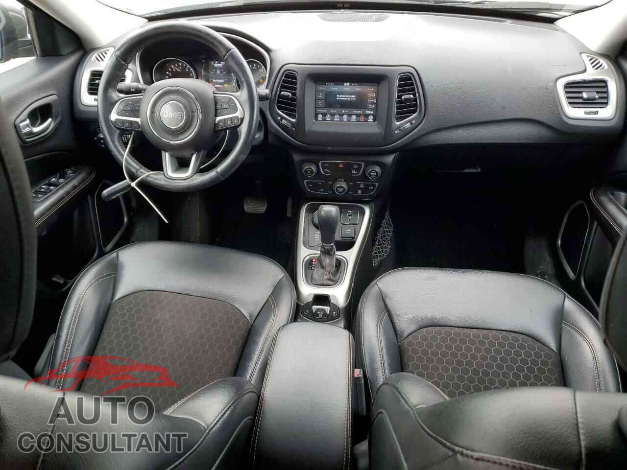 JEEP COMPASS 2020 - 3C4NJDBB6LT258149
