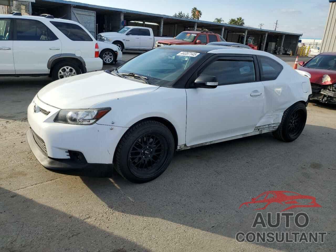 TOYOTA SCION 2011 - JTKJF5C75B3015354