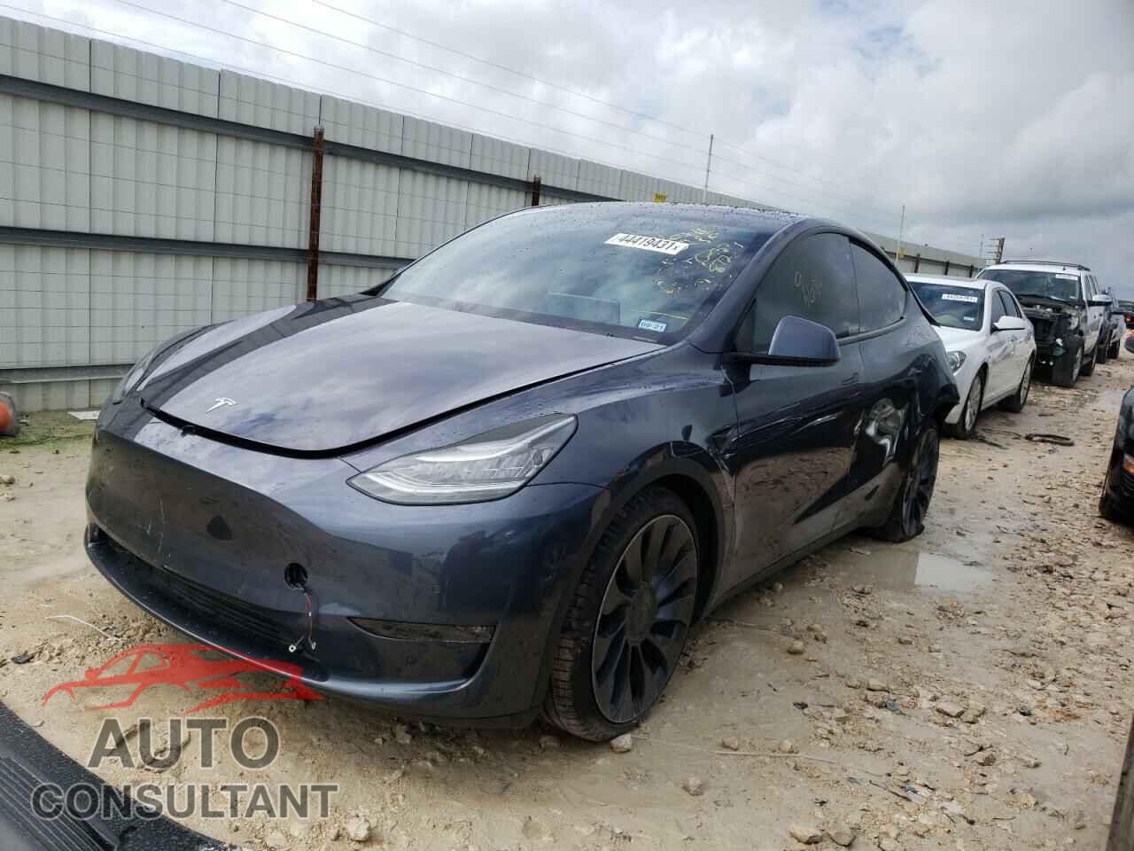 TESLA MODEL Y 2020 - 5YJYGDEF3LF025872