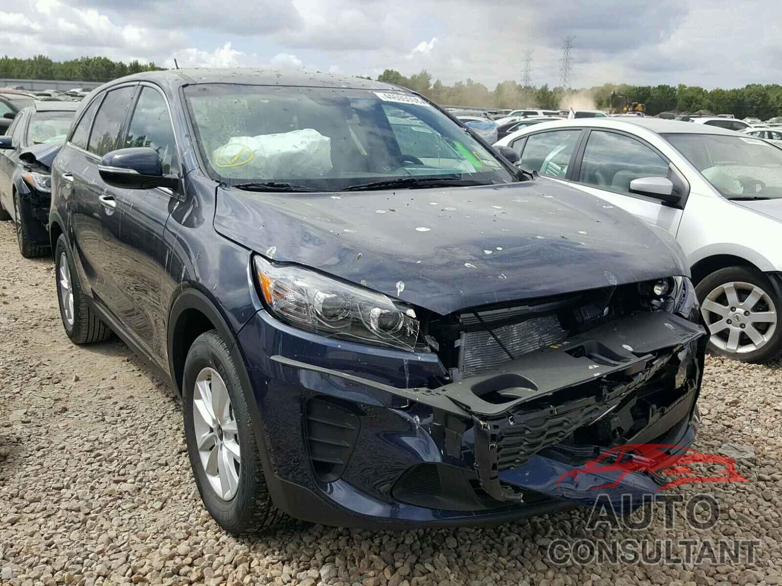 KIA SORENTO LX 2019 - 5XYPG4A57KG489778