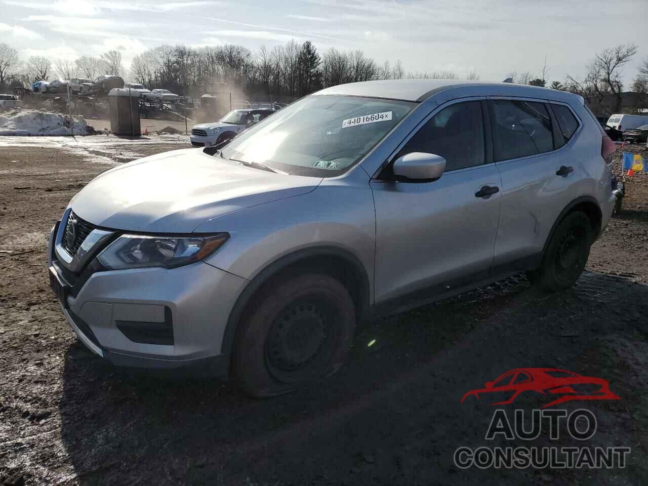 NISSAN ROGUE 2018 - KNMAT2MVXJP598197