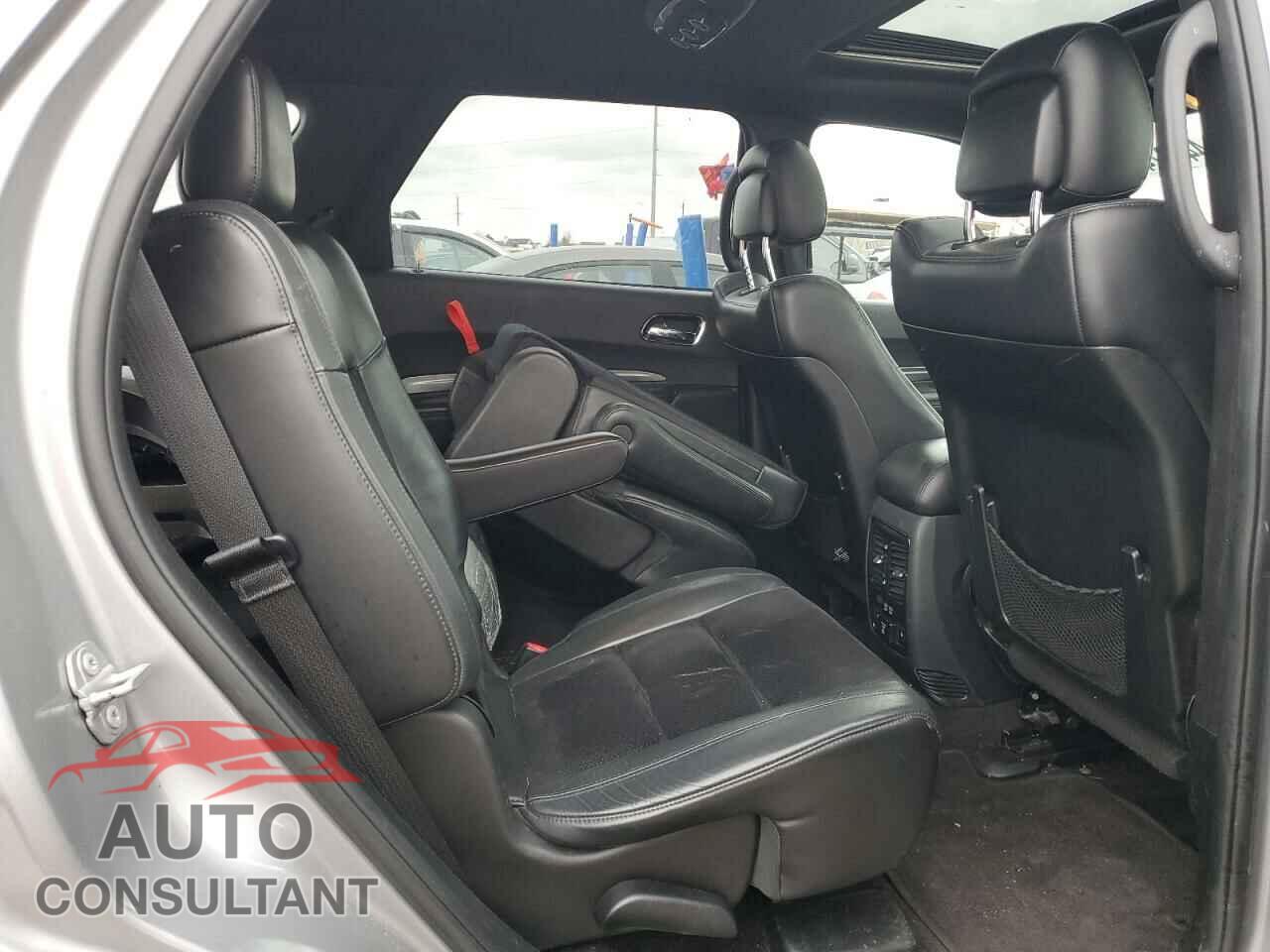 DODGE DURANGO 2018 - 1C4RDJDG1JC271772