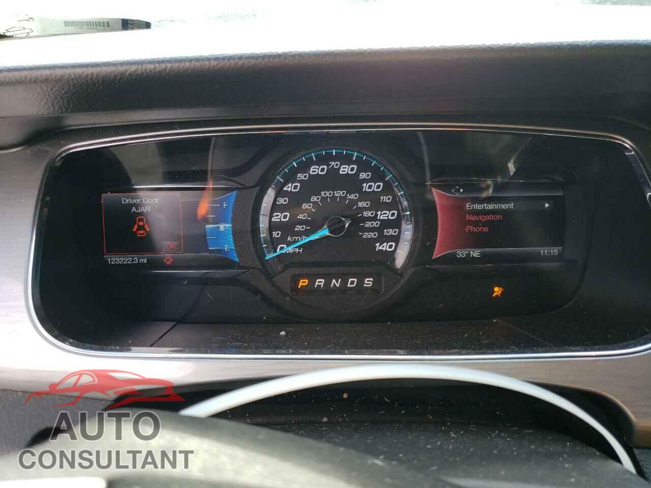 FORD TAURUS 2015 - 1FAHP2E83FG188074