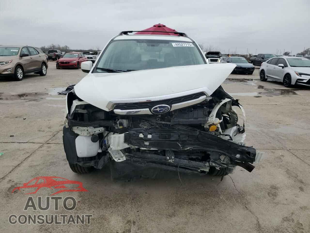 SUBARU FORESTER 2017 - JF2SJARC0HH517208