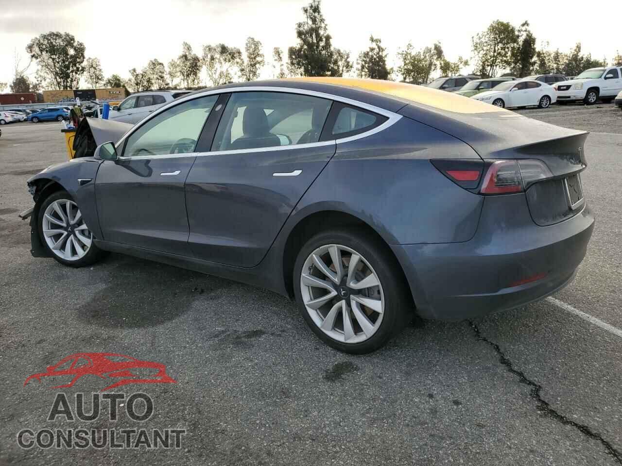 TESLA MODEL 3 2018 - 5YJ3E1EA8JF003429