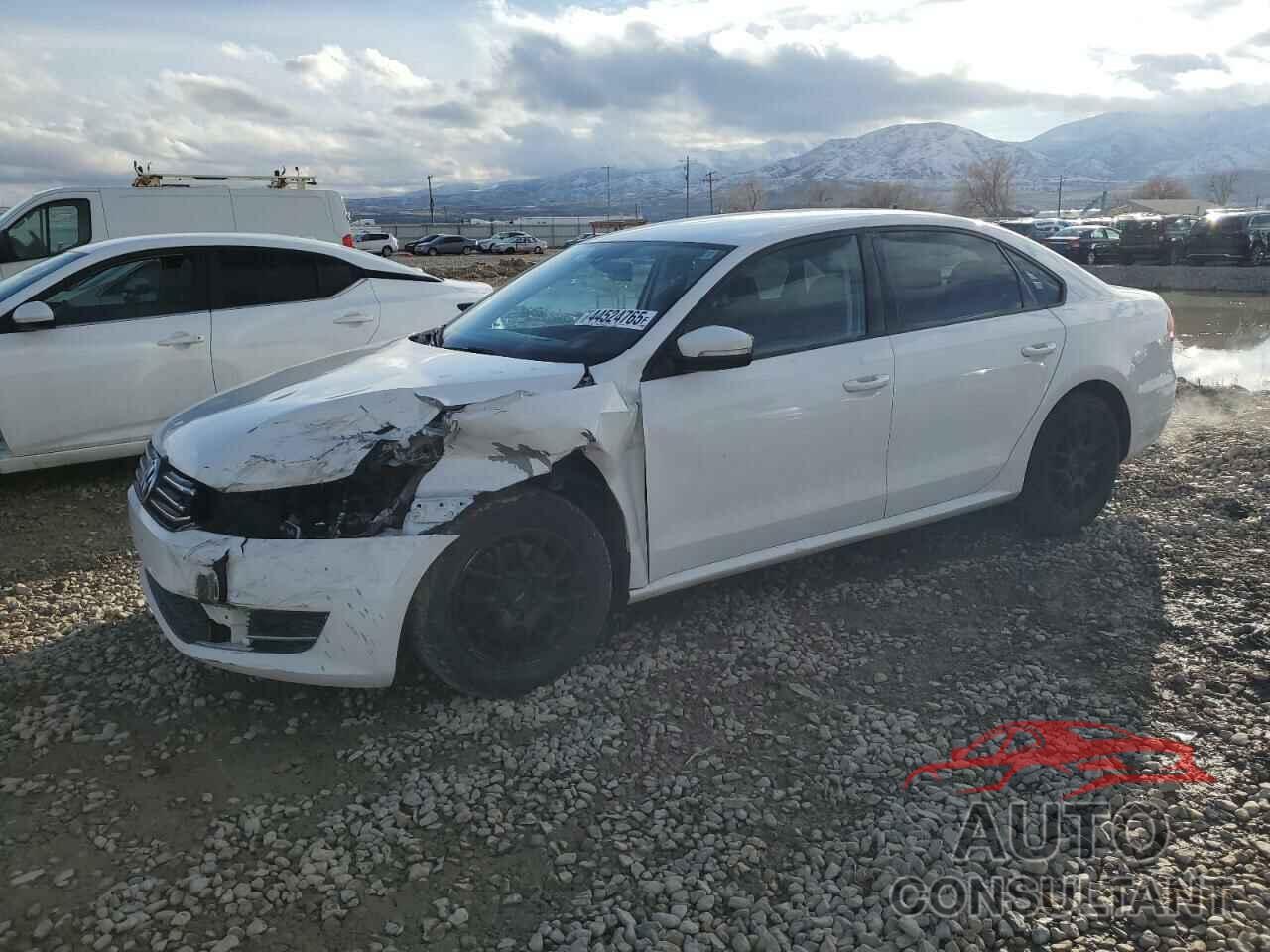VOLKSWAGEN PASSAT 2013 - 1VWAP7A37DC012259