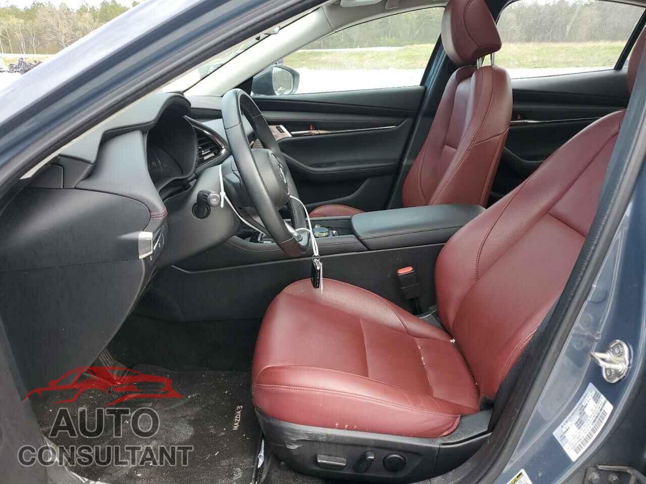 MAZDA 3 2023 - 3MZBPACM7PM364154