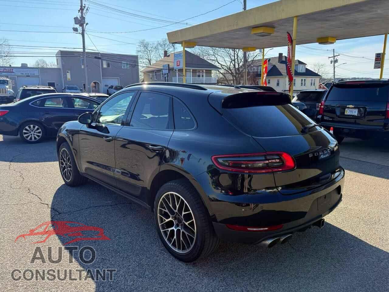 PORSCHE MACAN 2016 - WP1AB2A52GLB56455