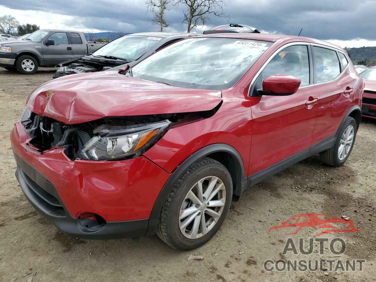 NISSAN ROGUE 2018 - JN1BJ1CP6JW195639