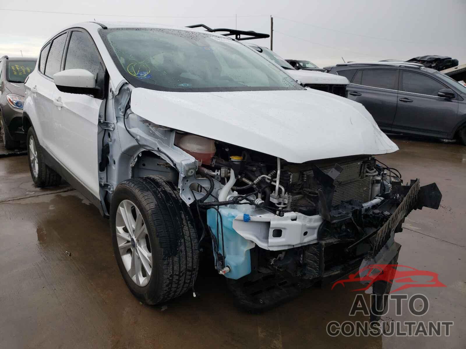 FORD ESCAPE 2019 - 1FMCU0GD6KUA62410