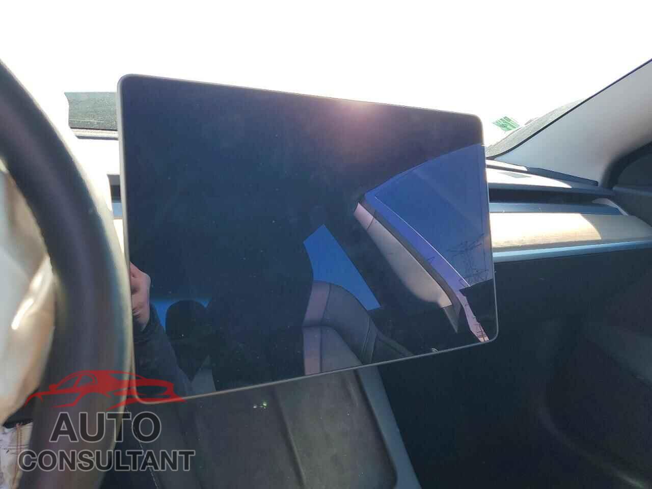 TESLA MODEL 3 2021 - 5YJ3E1EA7MF922200