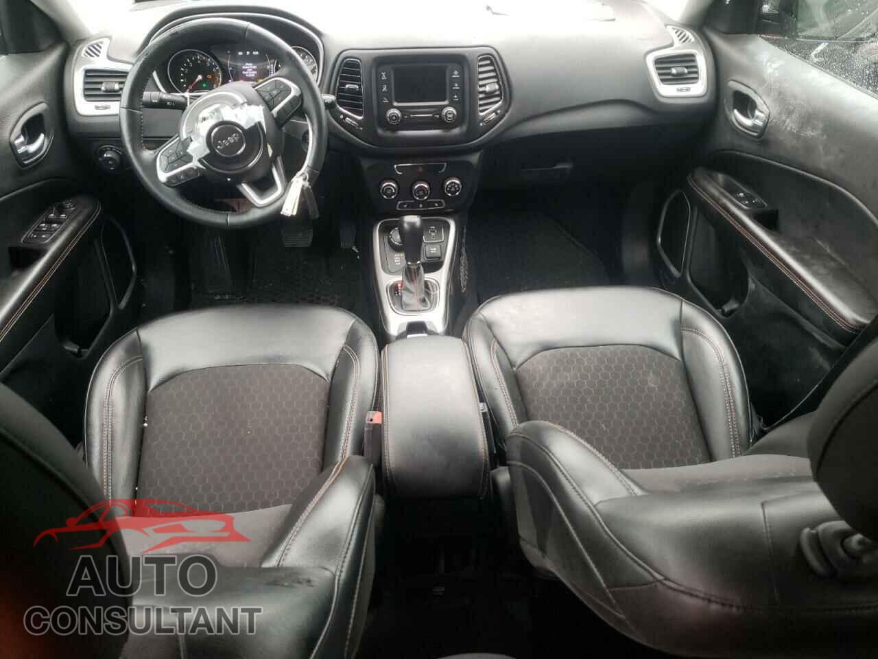 JEEP COMPASS 2018 - 3C4NJDBB7JT314063