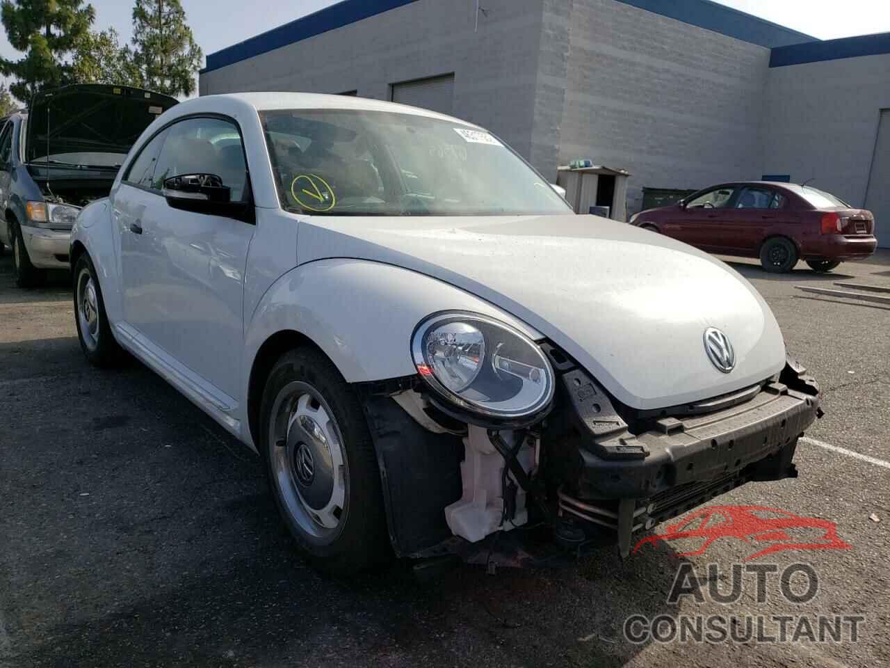 VOLKSWAGEN BEETLE 2016 - 3VWF17ATXGM630704