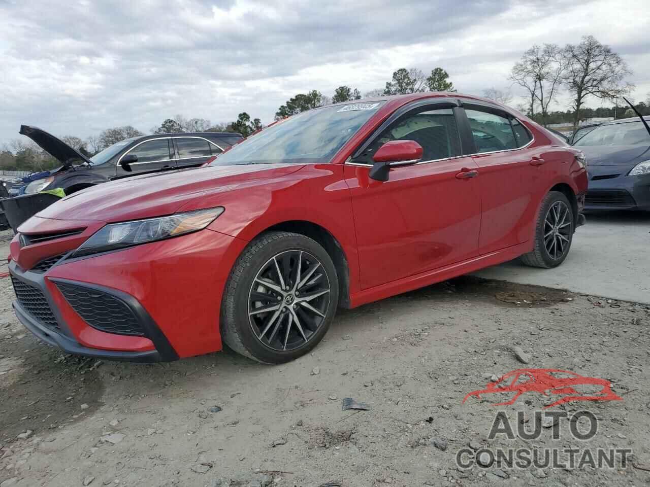 TOYOTA CAMRY 2022 - 4T1G11AKXNU039899