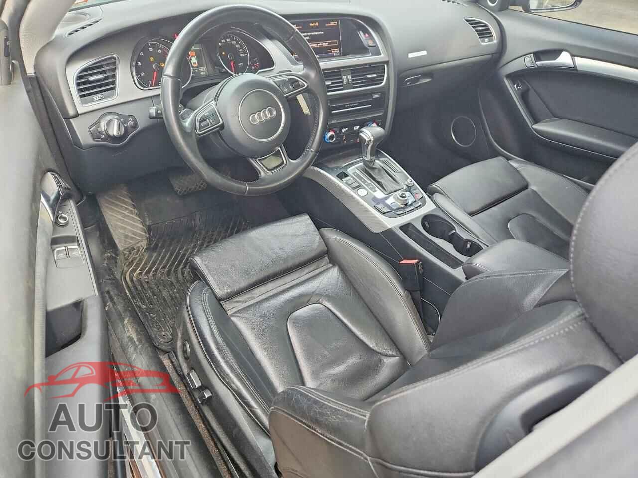 AUDI A5 2013 - WAUVFAFR2DA008078