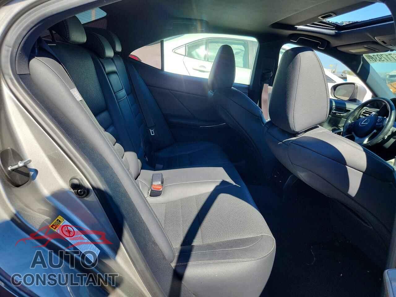 LEXUS IS 2015 - JTHBF1D26F5053238