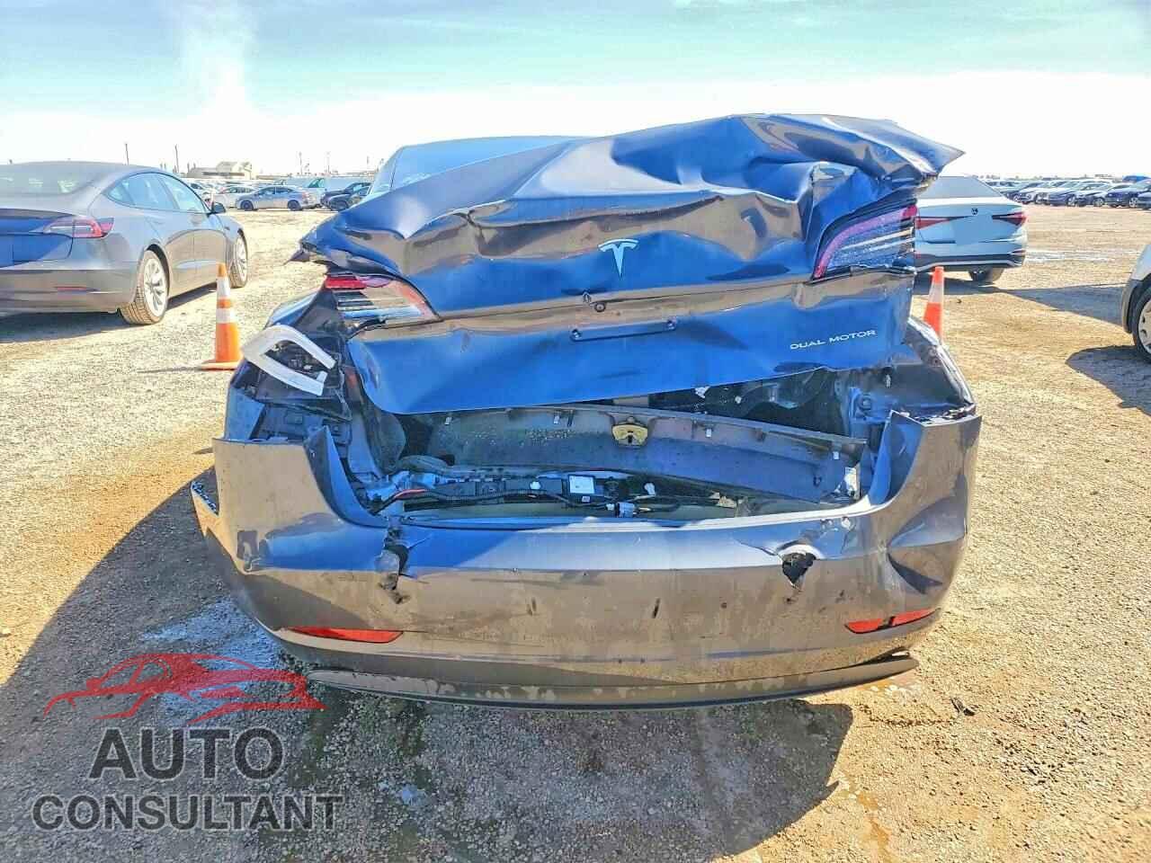 TESLA MODEL 3 2023 - 5YJ3E1EB8PF415738