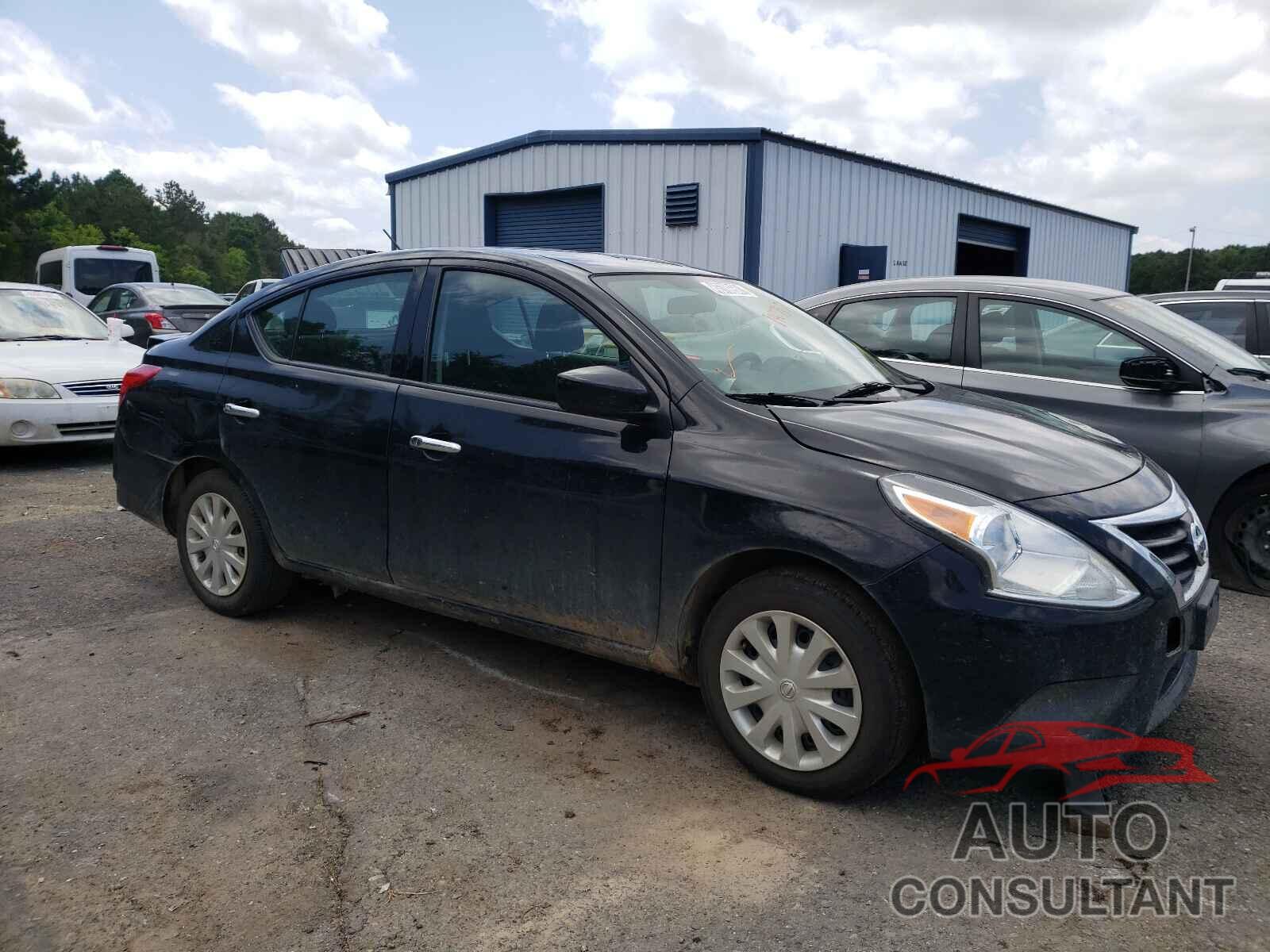 NISSAN VERSA 2018 - 3N1CN7AP1JL840797