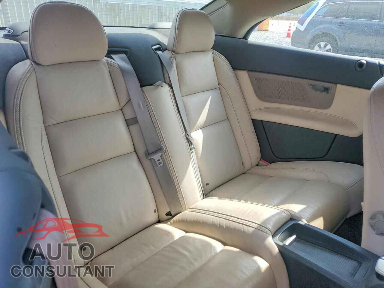 VOLVO C70 2011 - YV1672MC8BJ117192