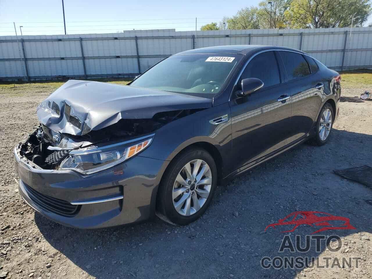 KIA OPTIMA 2018 - 5XXGU4L30JG213966