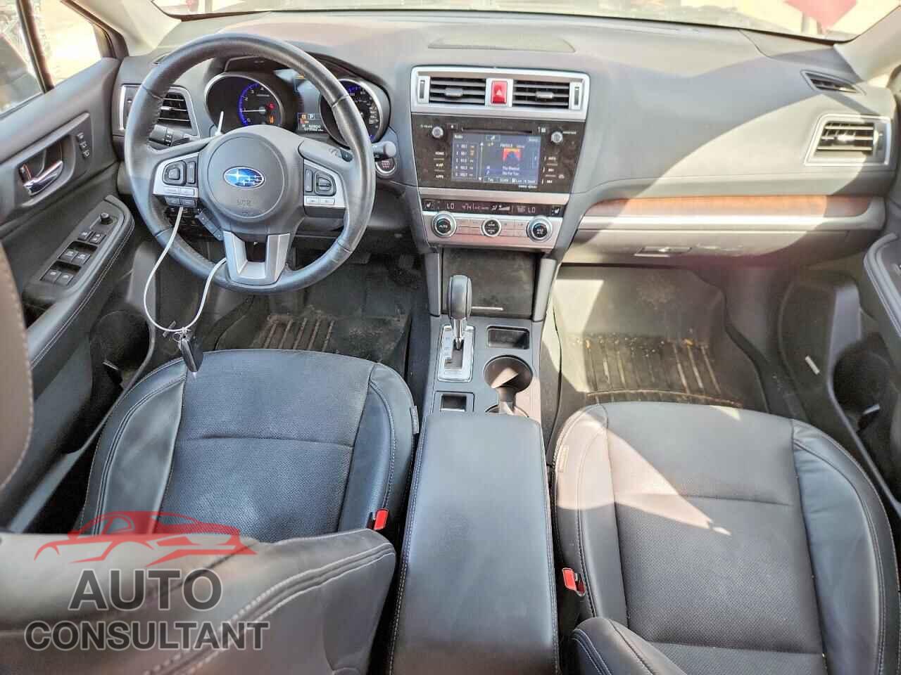 SUBARU OUTBACK 2017 - 4S4BSANC3H3237695