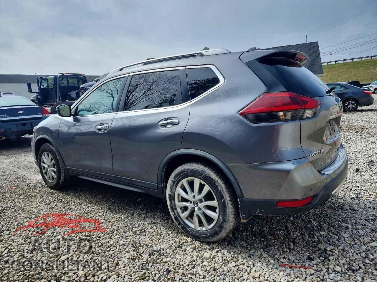 NISSAN ROGUE 2018 - KNMAT2MV6JP557288
