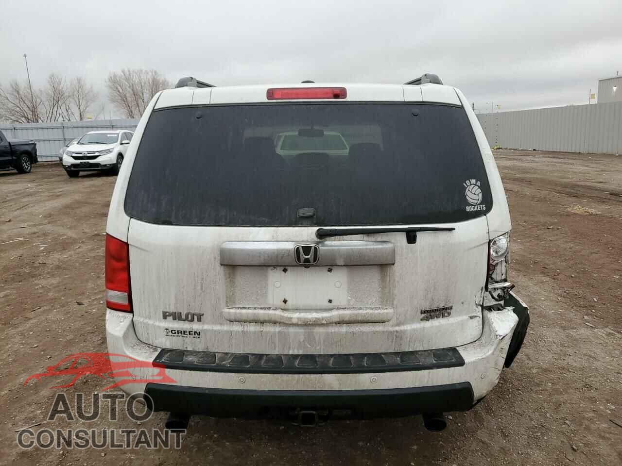 HONDA PILOT 2011 - 5FNYF4H96BB036744