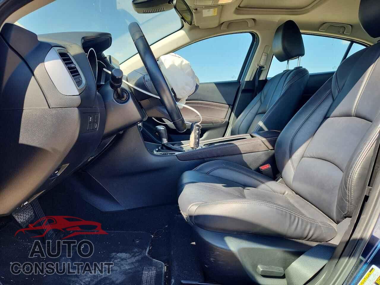 MAZDA 3 2017 - 3MZBN1V78HM152443