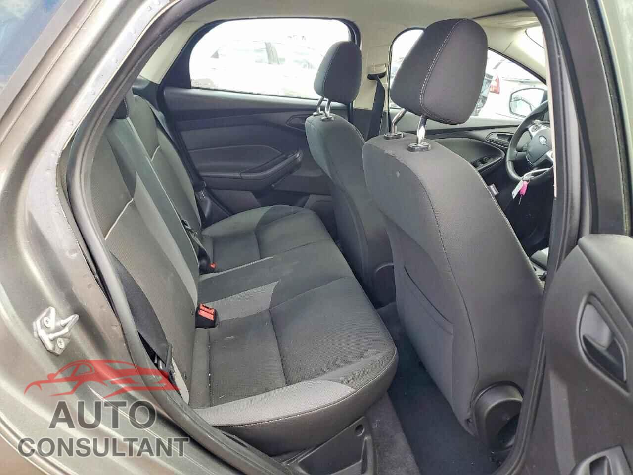 FORD FOCUS 2012 - 1FAHP3F27CL309420