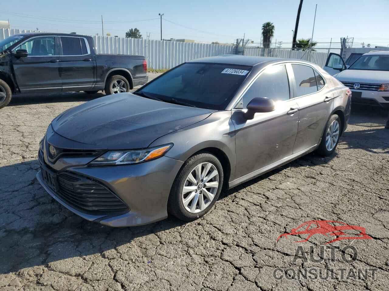 TOYOTA CAMRY 2018 - 4T1B11HK3JU633356