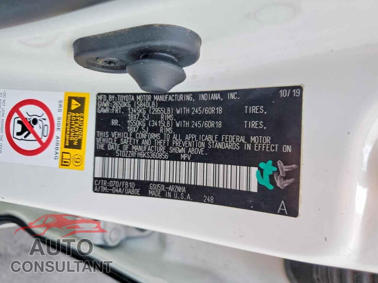 TOYOTA HIGHLANDER 2019 - 5TDZZRFH6KS360856