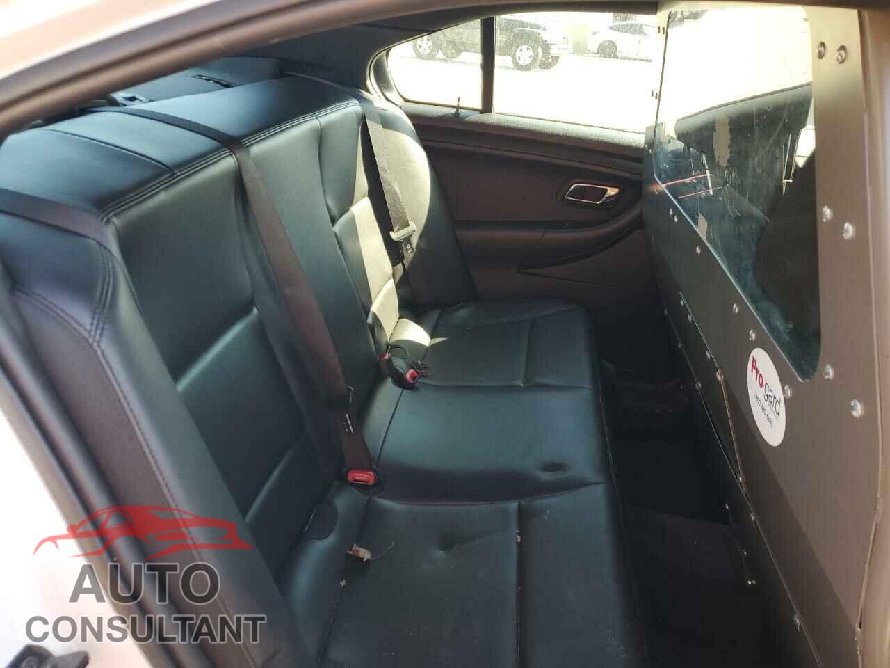 FORD TAURUS 2016 - 1FAHP2L84GG113615