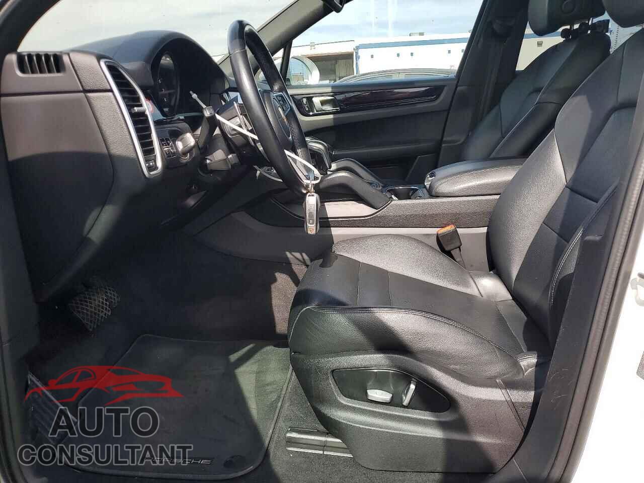 PORSCHE CAYENNE 2020 - WP1AA2AY1LDA10033