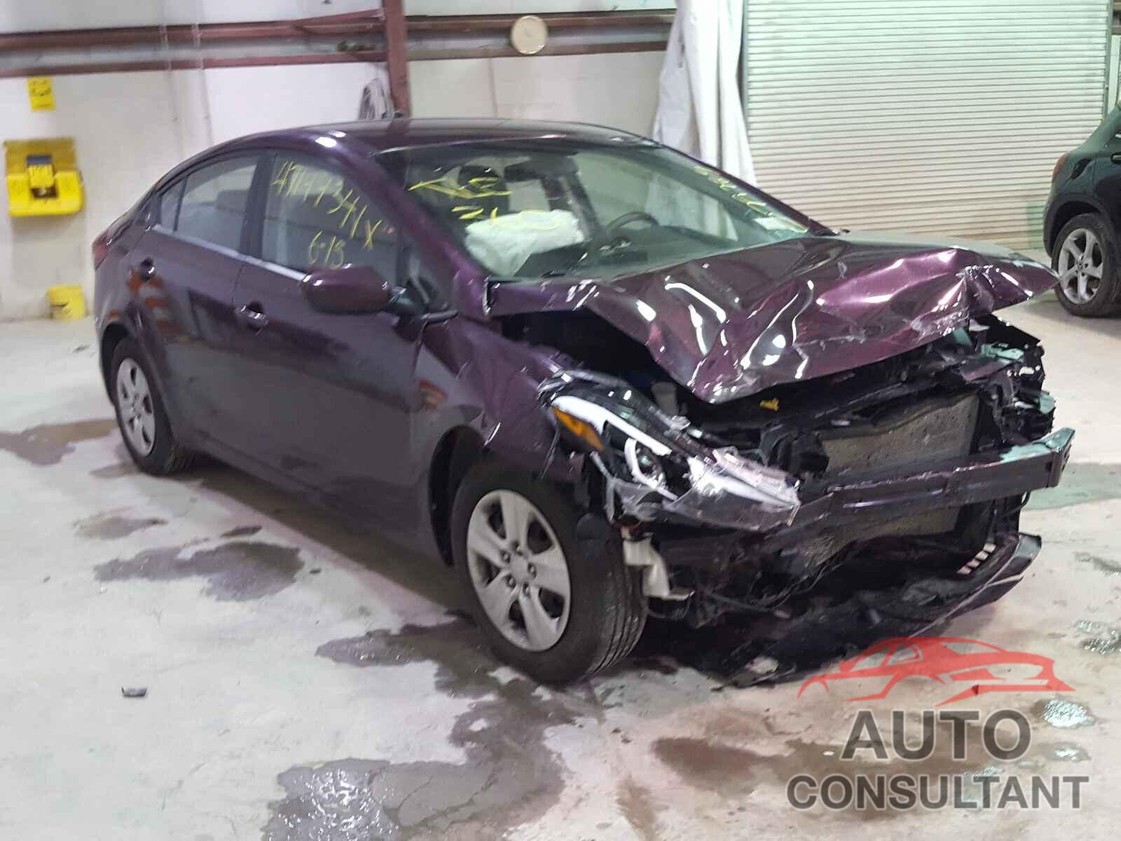 KIA FORTE 2017 - 3KPFL4A75HE028948