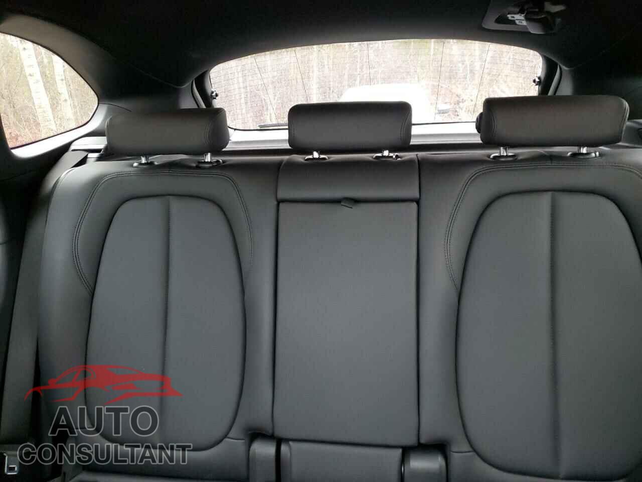 BMW X1 2018 - WBXHT3C31J3H32905