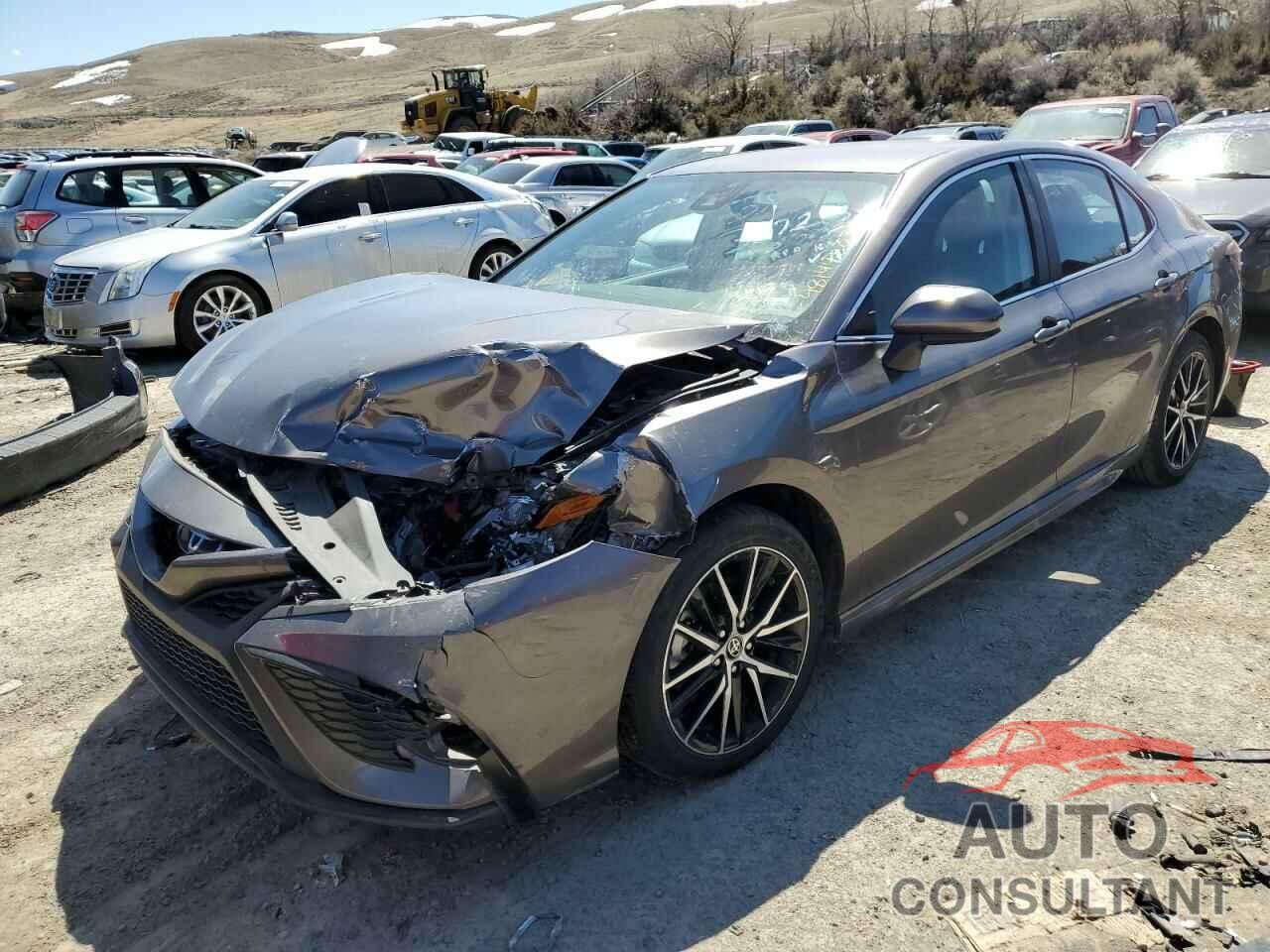 TOYOTA CAMRY 2021 - 4T1G11AK4MU418380