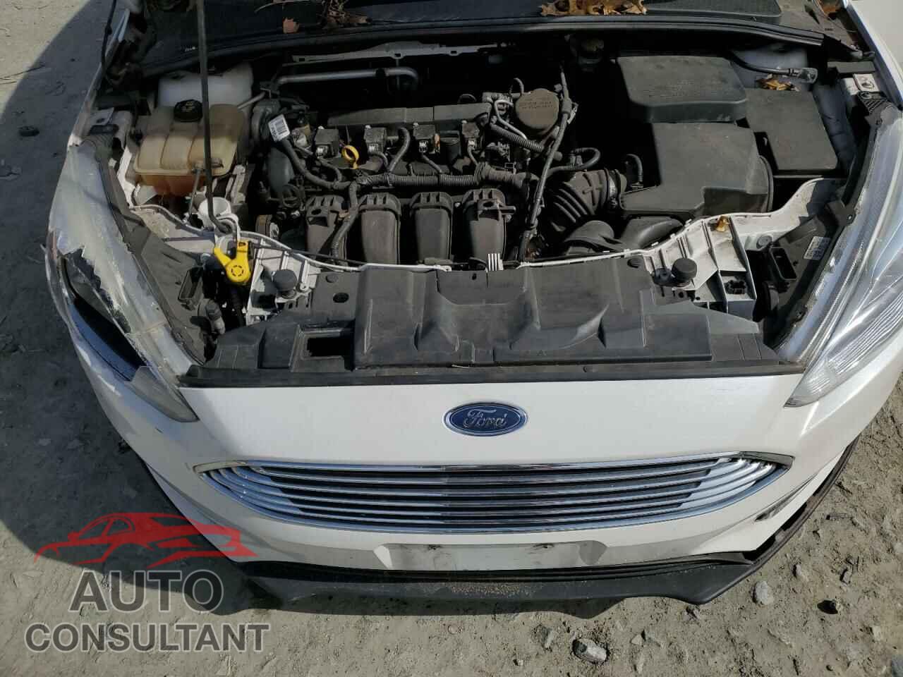 FORD FOCUS 2015 - 1FADP3J28FL378093