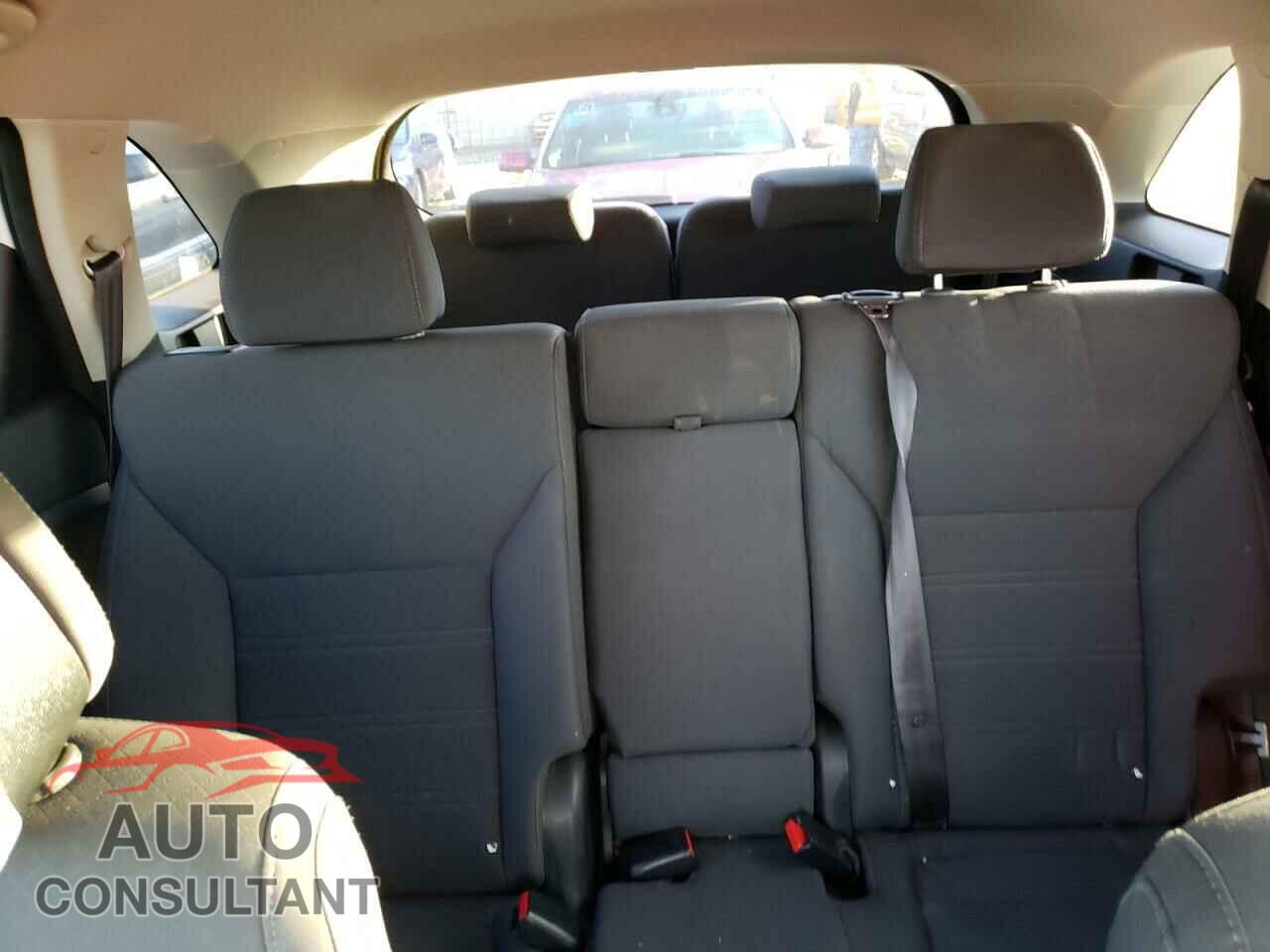 KIA SORENTO 2016 - 5XYPGDA33GG111589