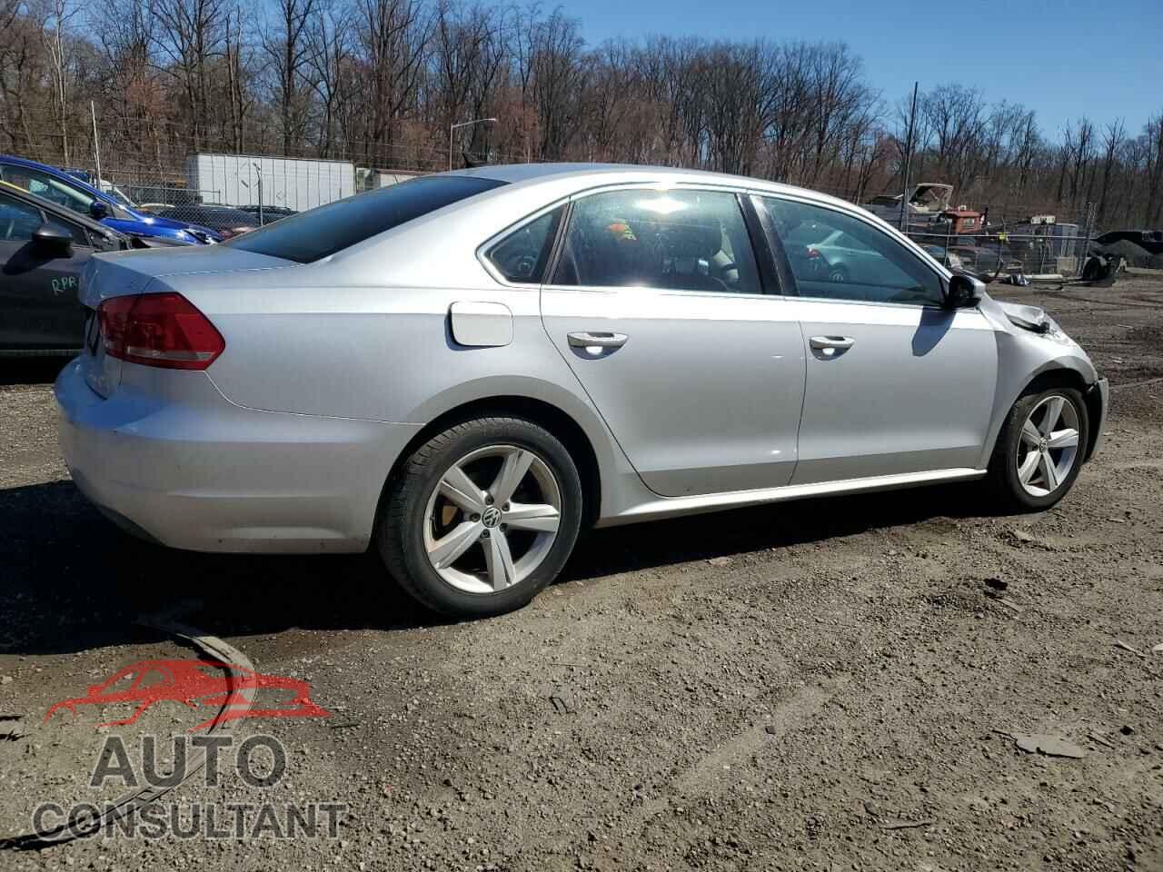 VOLKSWAGEN PASSAT 2013 - 1VWBP7A3XDC031652