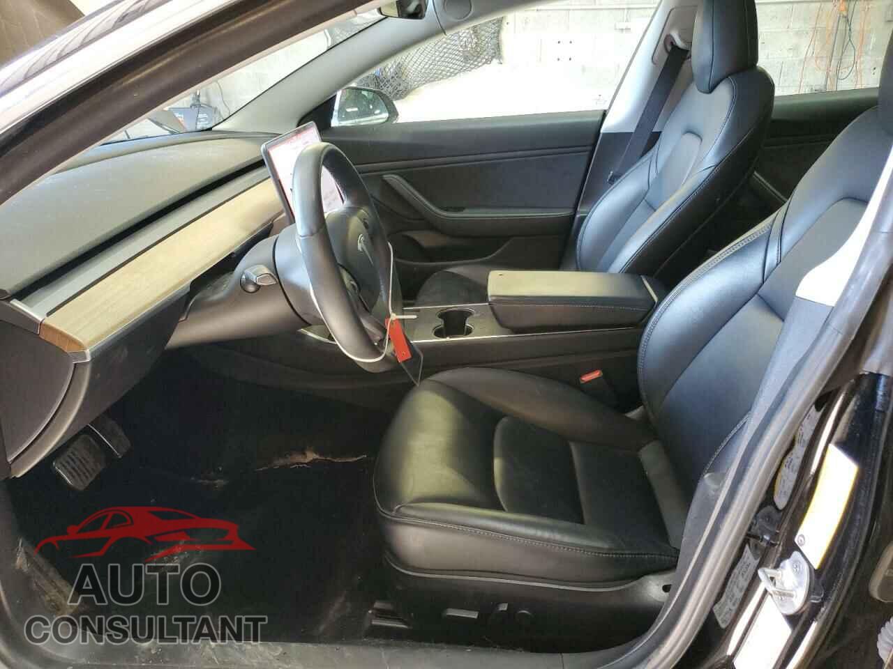 TESLA MODEL 3 2019 - 5YJ3E1EB0KF451478