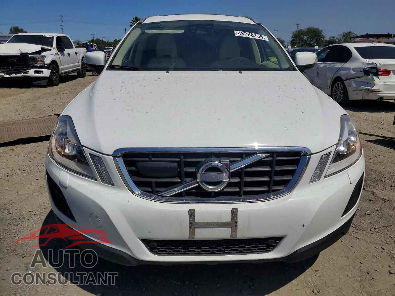 VOLVO XC60 2011 - YV4902DZ0B2176045
