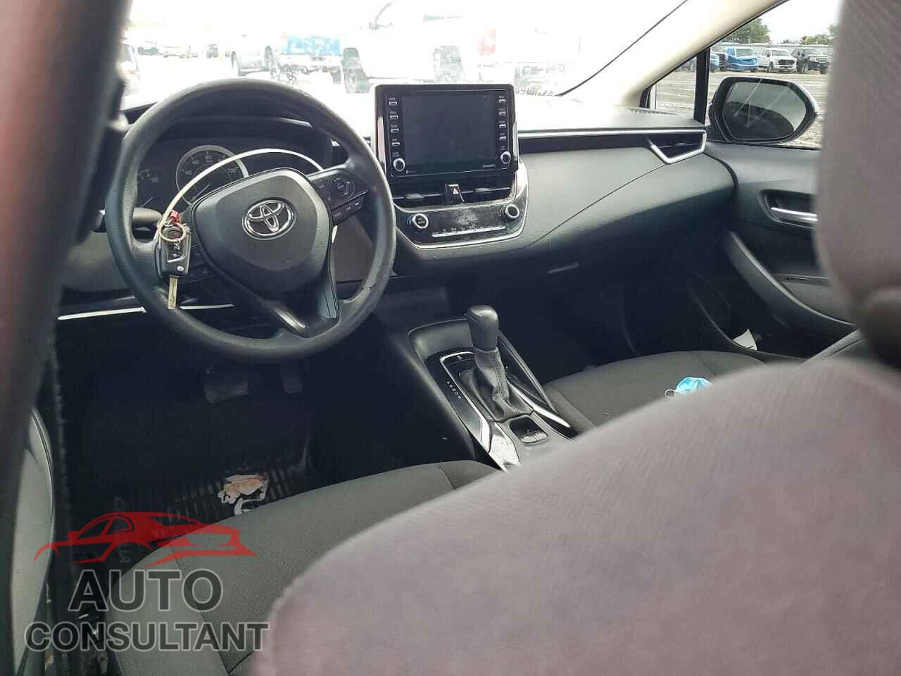 TOYOTA COROLLA 2021 - 5YFEPMAE9MP182697