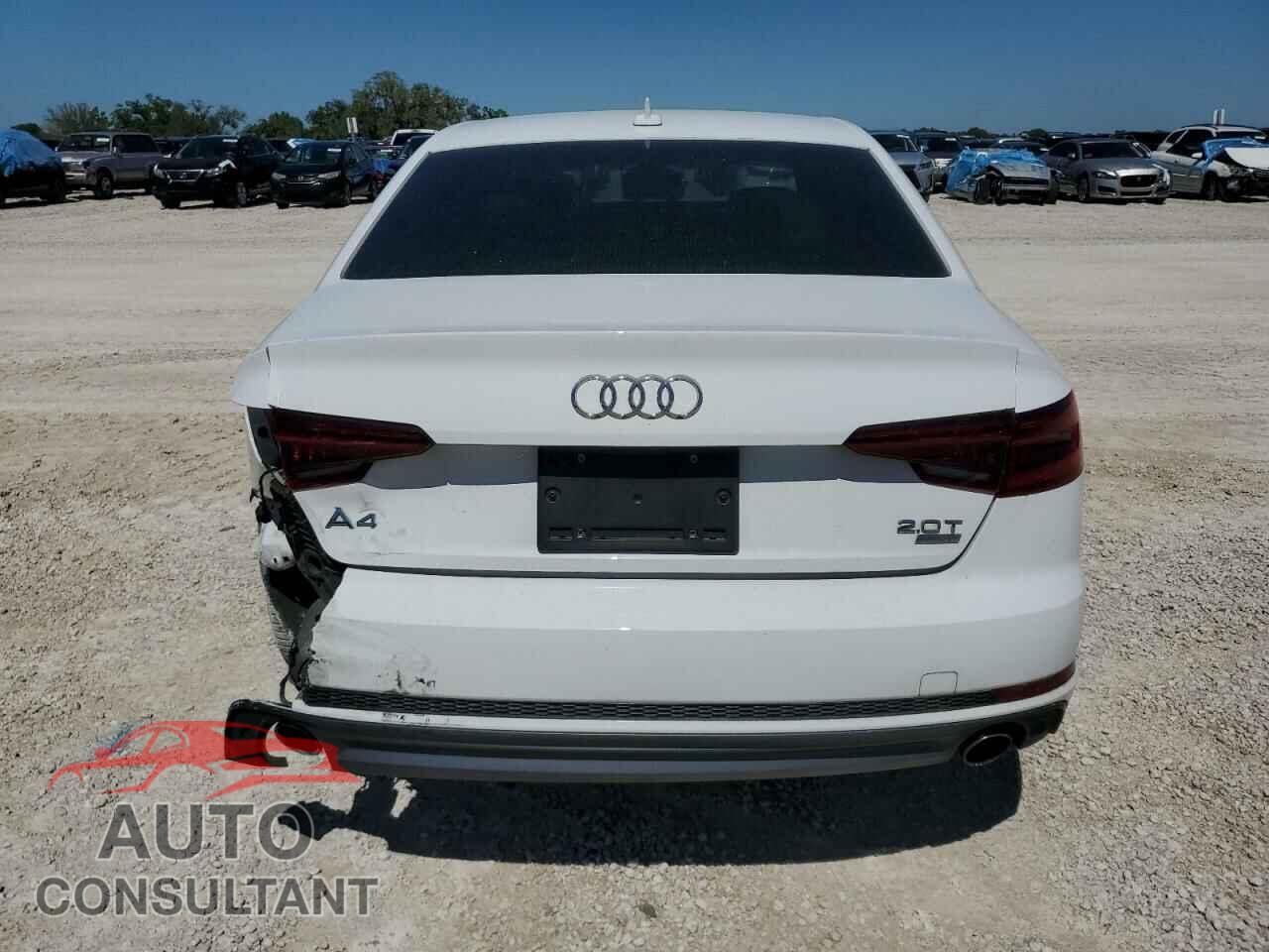 AUDI A4 2018 - WAUKMAF41JA209687