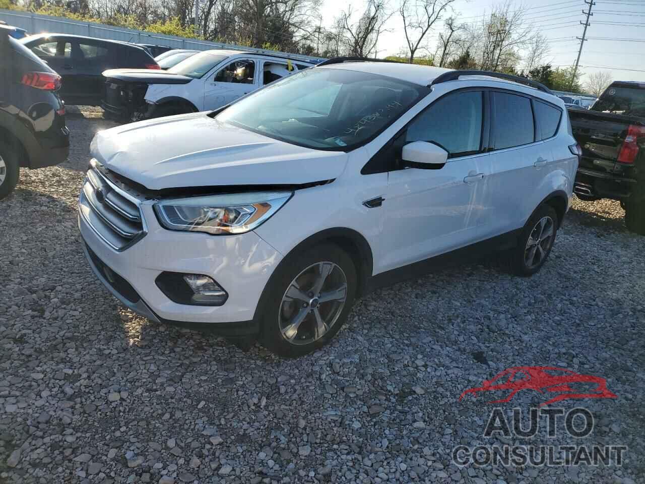 FORD ESCAPE 2017 - 1FMCU0GD0HUD90852