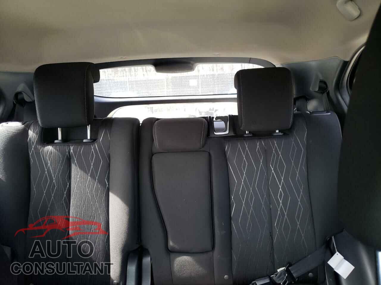 MITSUBISHI ECLIPSE 2018 - JA4AT5AA4JZ038449