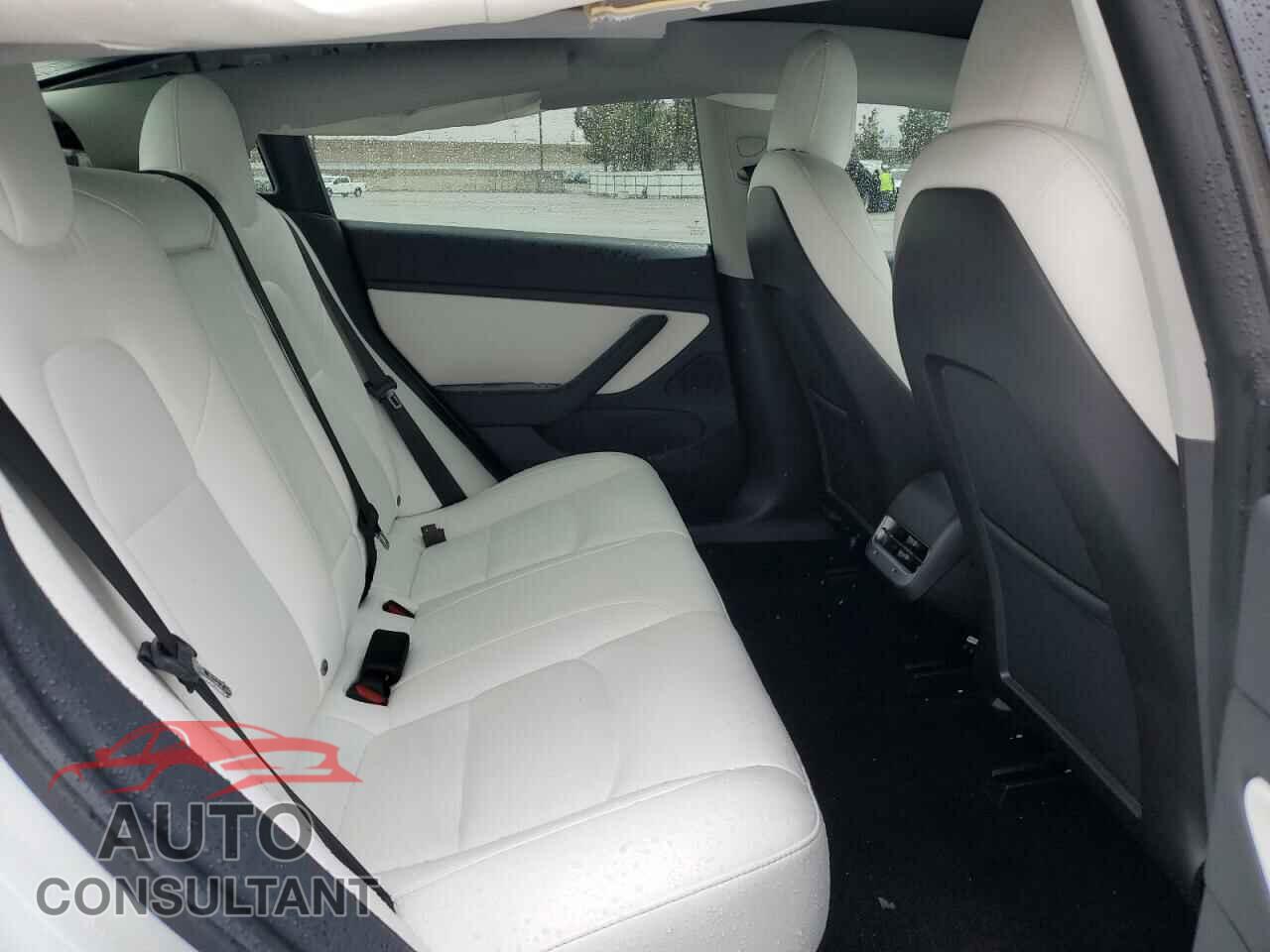 TESLA MODEL 3 2020 - 5YJ3E1EA5LF717635