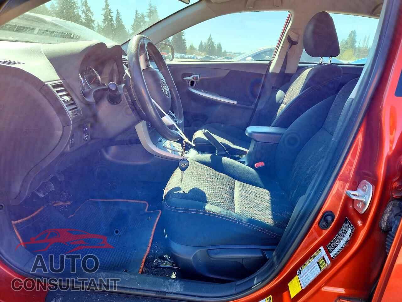 TOYOTA COROLLA 2013 - 2T1BU4EE7DC090932