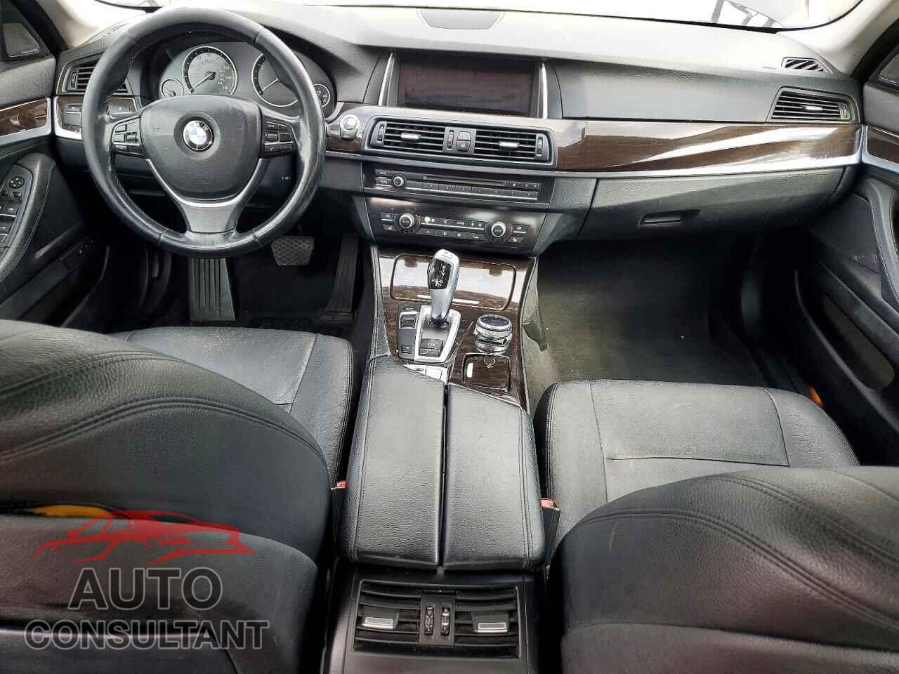 BMW 5 SERIES 2015 - WBA5B1C57FD918226